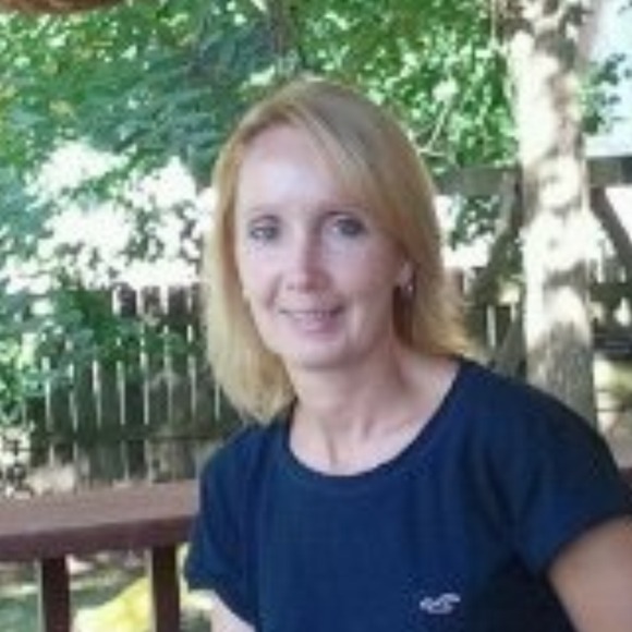 Profile Picture of Samantha Laughlin (@cnemomx2) on Poshmark