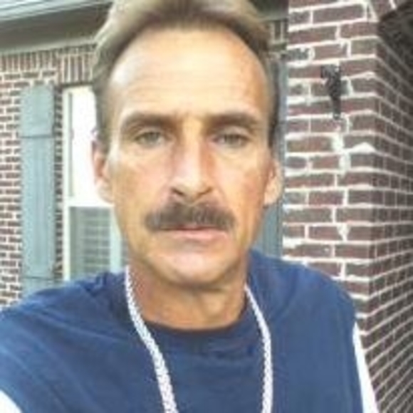 Profile Picture of Steve Vaughn (@stevev1964) on Poshmark