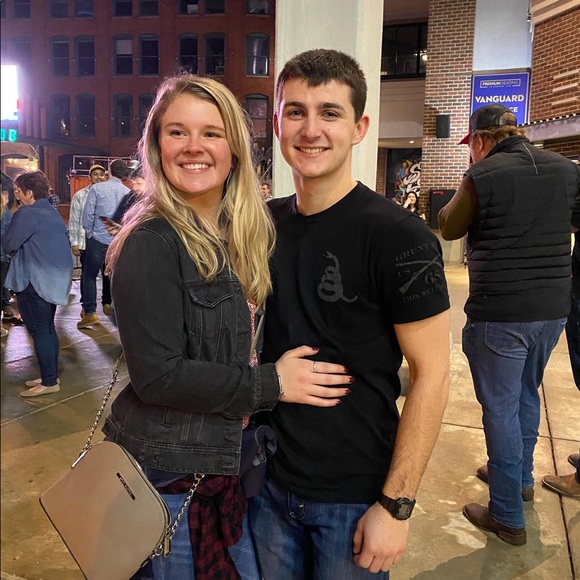 Profile Picture of Colin Thomas (@colintmorgan) on Poshmark