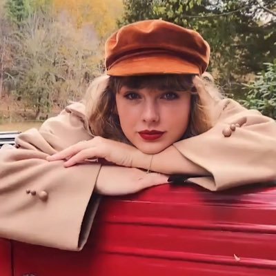 Profile Picture of  🍂ernest ᵀˢ Taylor Stan Acc Taylors Version (@toleratetaylor_) on Twitter