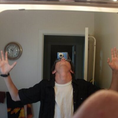 Profile Picture of Sean Nichol (@SharpWall) on Twitter