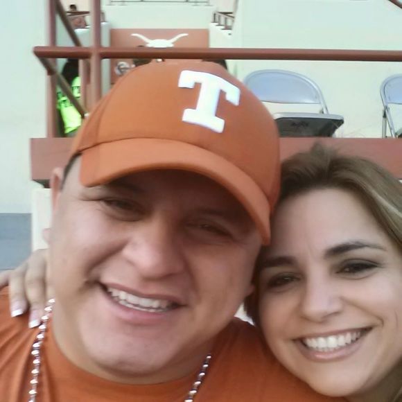 Profile Picture of Luis Ozuna (@lozuna_3) on Poshmark