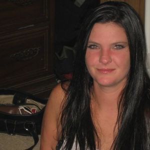 Profile Picture of Jen Dunn (@bettyluv77) on Myspace