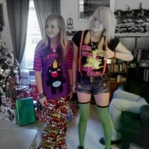 Profile Picture of Veronica Baer (@ilovetonycozzaglio) on Myspace