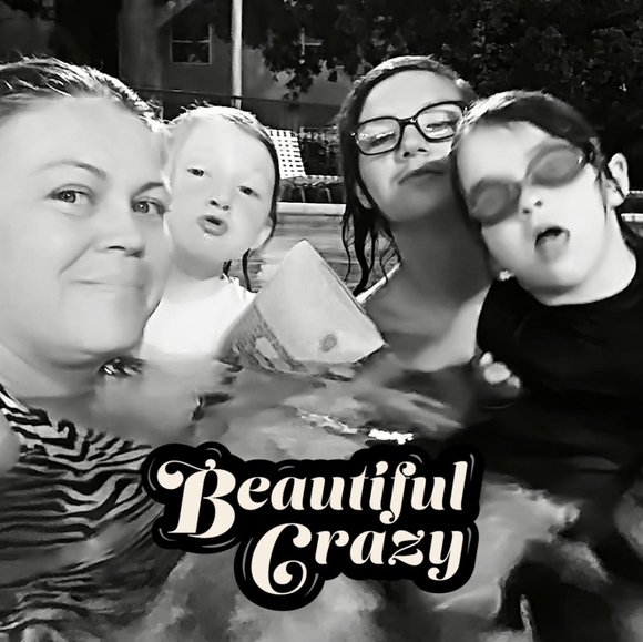 Profile Picture of Carolyn Bickerton (@c_bickerton) on Poshmark