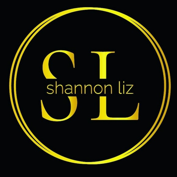 Profile Picture of Shannon Hopper (@_shannonliz) on Poshmark