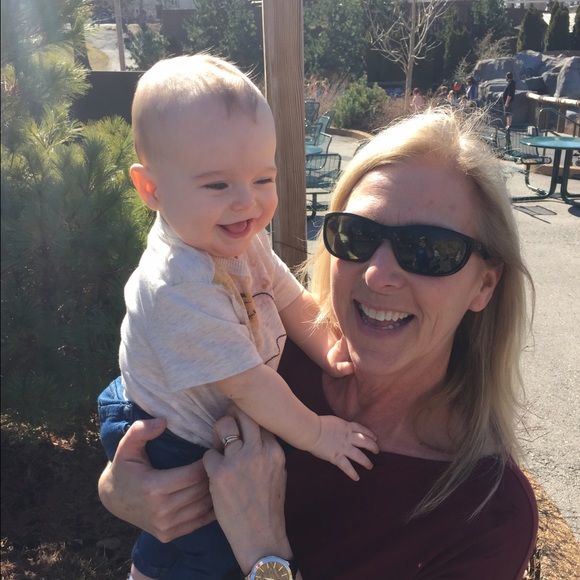 Profile Picture of Joni Pukala (@jonipukala) on Poshmark