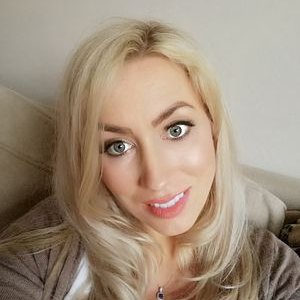 Profile Picture of Lisa Dunleavy (@LisaDunleavy5) on Twitter