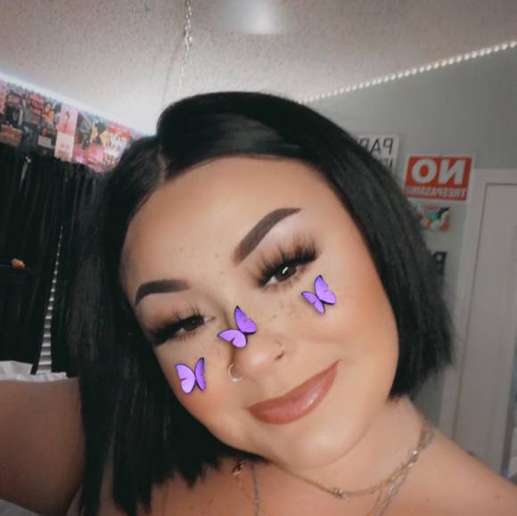 Profile Picture of Faith Kanady (@faith_kanady) on Poshmark