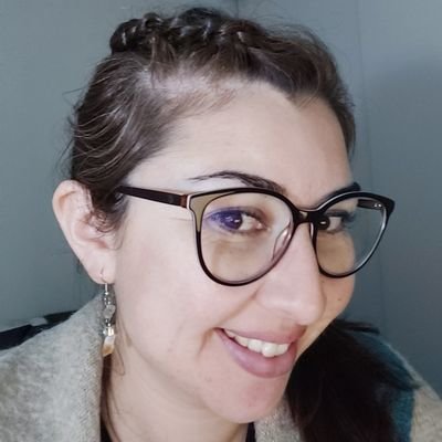 Profile Picture of Karla Santos Guzmán (@SantosGuzman) on Twitter