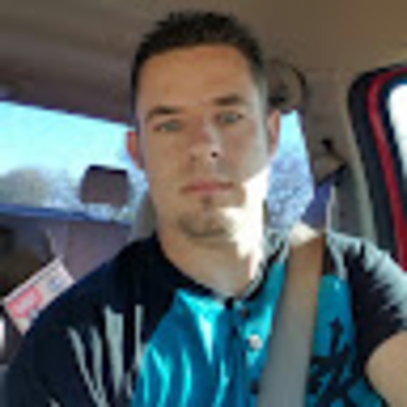 Profile Picture of James Garland (@gsjgarland25) on Poshmark