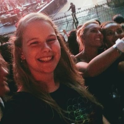 Profile Picture of Melanie Hoste (@MelanieHostee) on Twitter