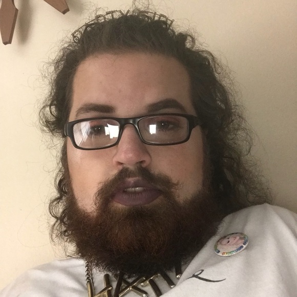 Profile Picture of Matt Delker (@mldelker) on Poshmark