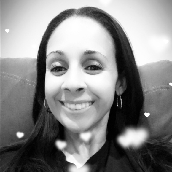 Profile Picture of Christiane Roussell (@autumnrou) on Poshmark