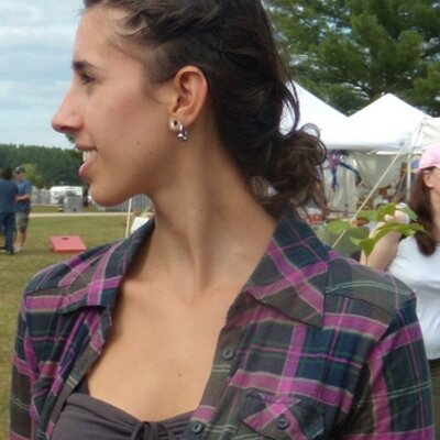 Profile Picture of Jessica George (@bluecolour1) on Twitter
