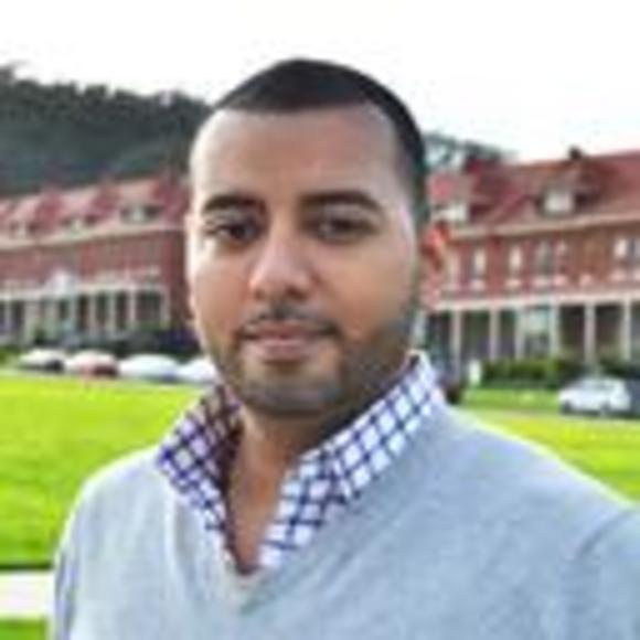 Profile Picture of Steve Hale (@steve4hale) on Poshmark
