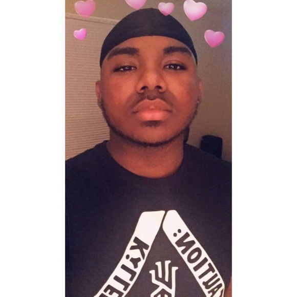 Profile Picture of Lucas Byrd (@lsbyrd00) on Poshmark
