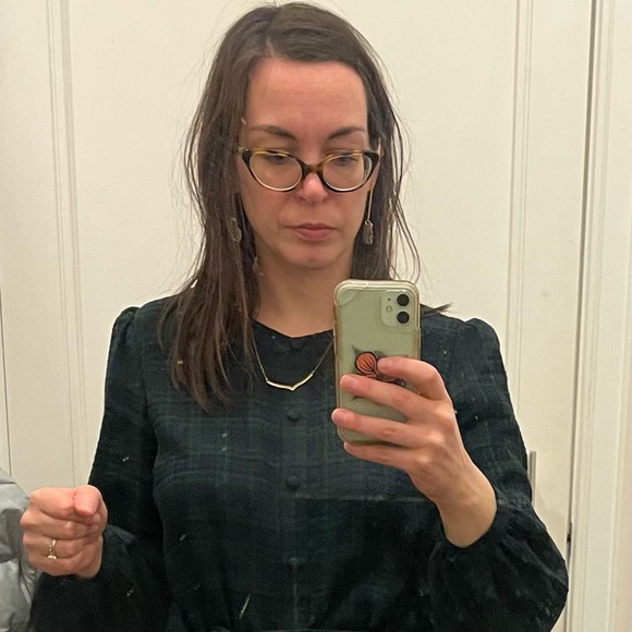 Profile Picture of Elizabeth Baldoni (@baldoni13) on Poshmark