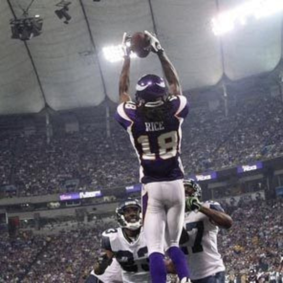 Profile Picture of Andrew Spears (@acspears11) on Poshmark