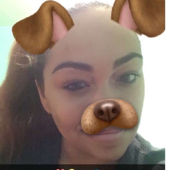 Profile Picture of Alexis Cesareo (@alexis8425) on Poshmark