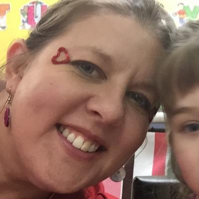 Profile Picture of Kelly Monk (@pixxey26) on Twitter