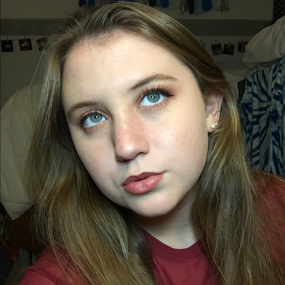 India Fiocchi - Poshmark Profile Picture of India Fiocchi (@indiafiocchi) on Poshmark