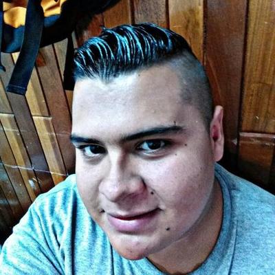 Profile Picture of Raul Monge (@rulito10) on Twitter