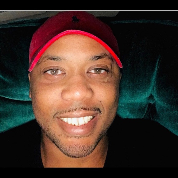 Profile Picture of Rayyon Boykin (@rayyan41) on Poshmark