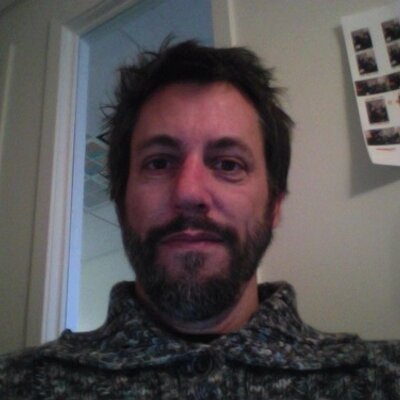 Profile Picture of Steve Kolander (@newsthatsings) on Twitter
