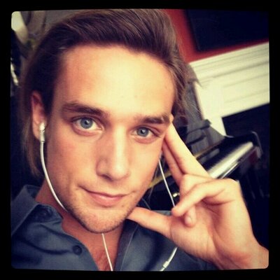 Profile Picture of Dustin Hook Team (@DustinHooksTEAM) on Twitter