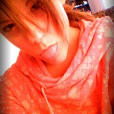 Profile Picture of april hansen (@aprildhansen) on Twitter