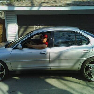 Profile Picture of Damien Boone (@damomontana) on Twitter