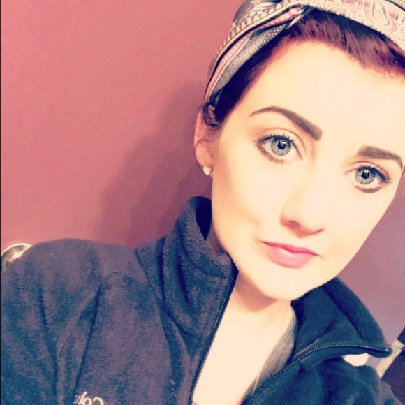 Profile Picture of Erin nicole Padgett (@epadg24) on Poshmark