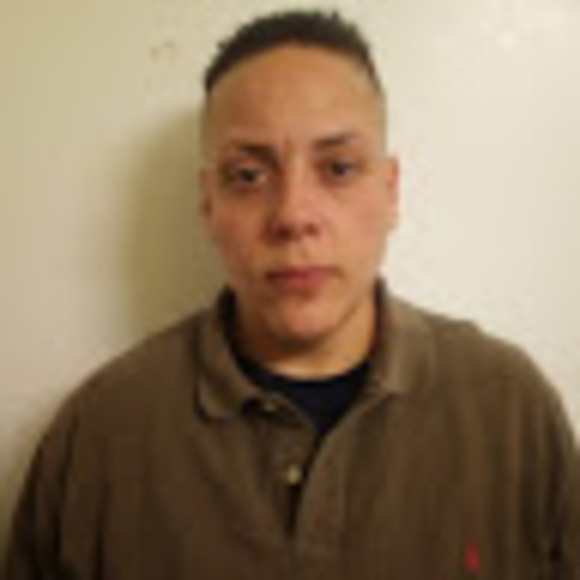 Profile Picture of Amanda Glowka (@amandaglowka) on Poshmark