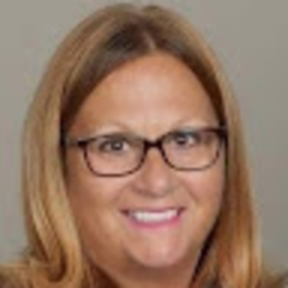 Profile Picture of Jill Olbrys (@jeolbrys) on Poshmark