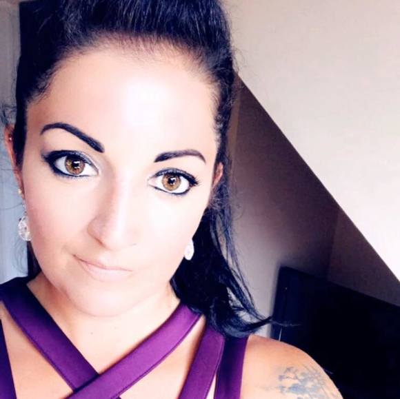 Profile Picture of Kelsey Ruffle (@kelseyruffle) on Poshmark