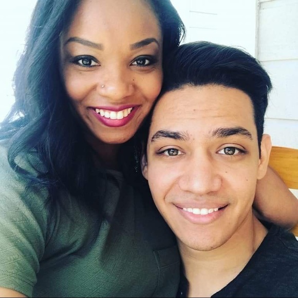 Profile Picture of Beatriz Hayes (@bearose7) on Poshmark