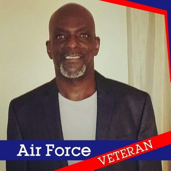 Profile Picture of Enoch Streeter (@95junior_) on Poshmark