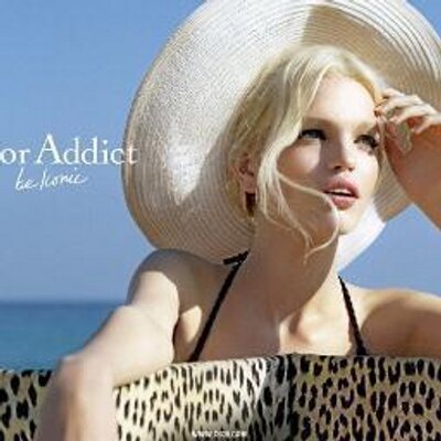 Profile Picture of Jessica Brody (@JessicaBrod) on Twitter