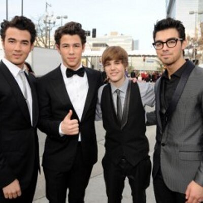 Profile Picture of Devon (@BeliebinJonas2) on Twitter