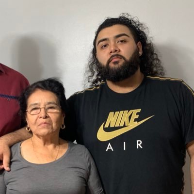 Profile Picture of Jason Echeverria (@ThatBrownKid123) on Twitter