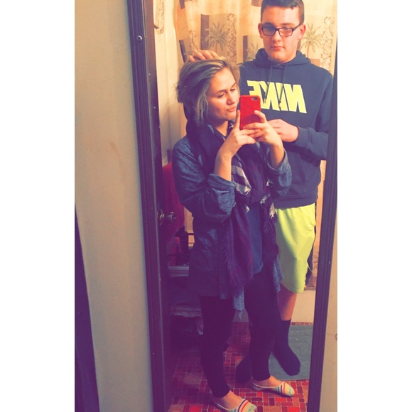 Profile Picture of Faith Hildinger (@faithnikai) on Poshmark