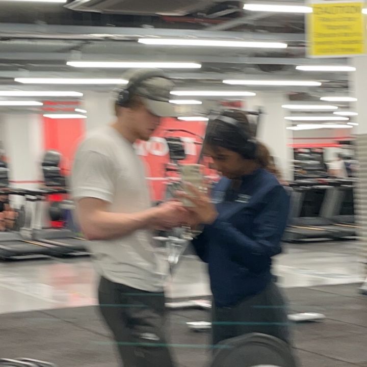 Profile Picture of Eric (@ericrobrts) on Tiktok