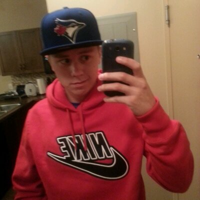 Profile Picture of Brian Garside (@bballjones0612) on Twitter