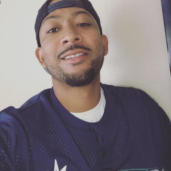 Profile Picture of Chaz Williams (@chaz831) on Poshmark