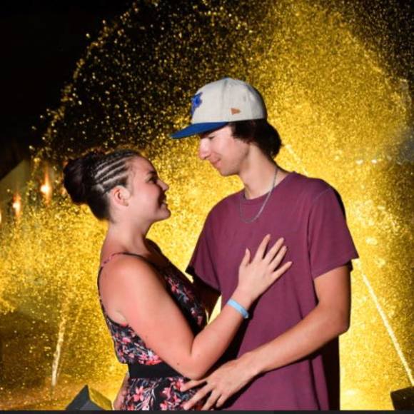 Profile Picture of Shaenna Kidner (@shaennakidner) on Poshmark