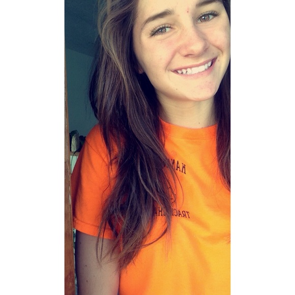 Profile Picture of Julia Mcclung (@mcclung_j) on Poshmark