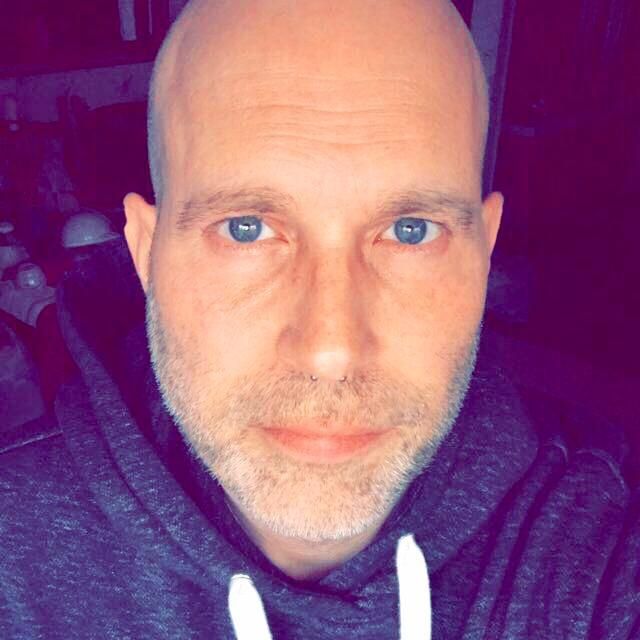 Profile Picture of Carl Pinnell (@thecaptaincarl) on Tiktok