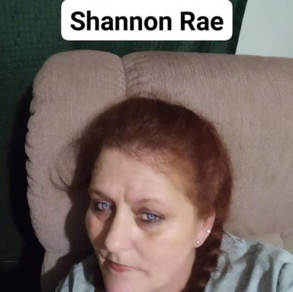 Profile Picture of Shannon Donovan (@shannondonov701) on Poshmark