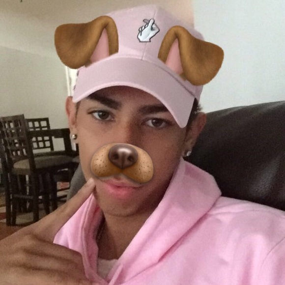 Profile Picture of Brandon Light (@lonnellsuave) on Poshmark